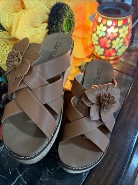 Corkys Tan Floral Platform Slide Sandals for Women